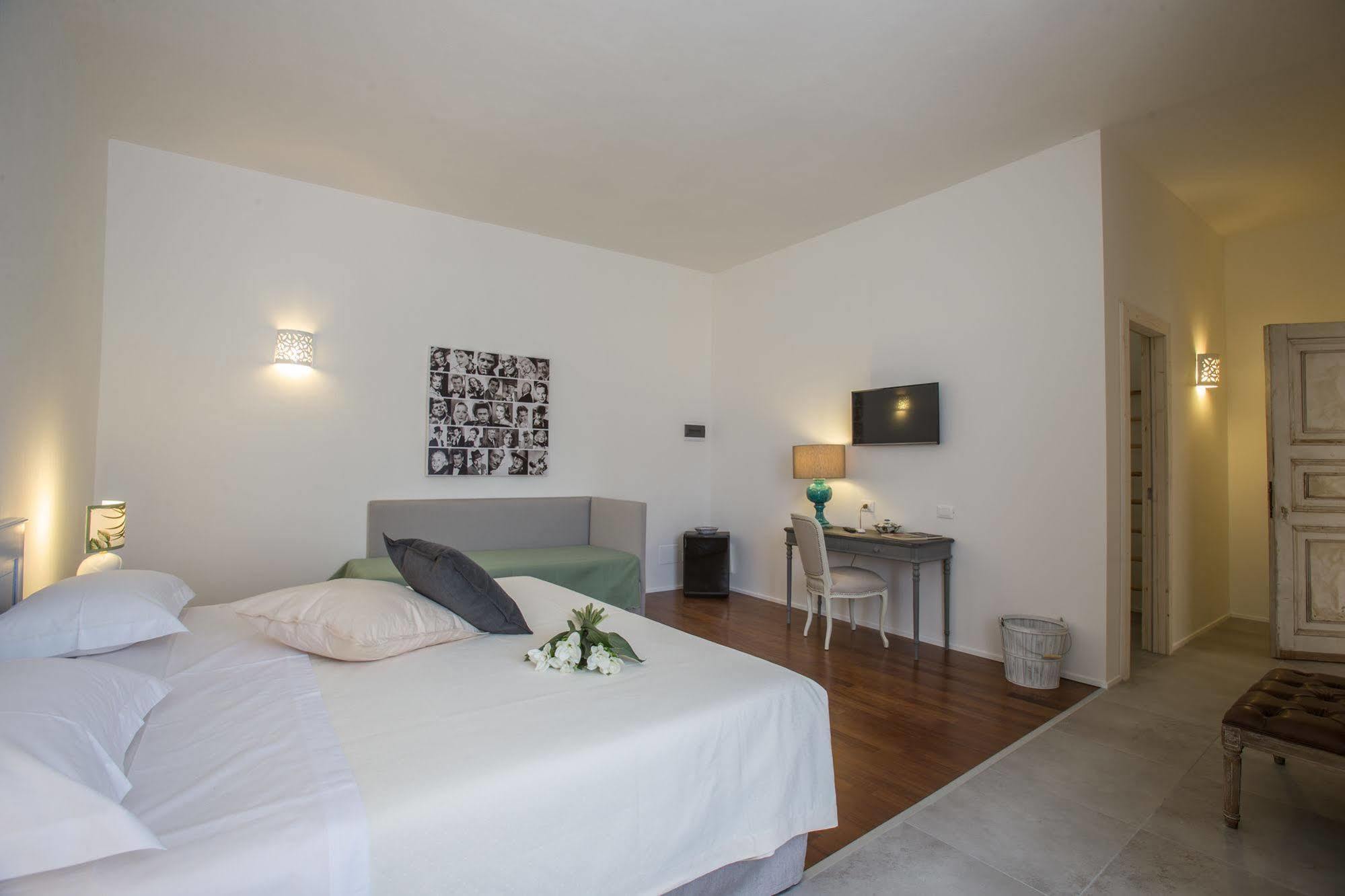 Li Pappi Antico Casale Bed & Breakfast Galatina Eksteriør bilde